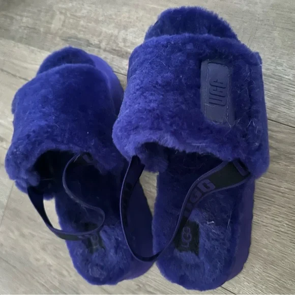 UGG Vibrant Purple Fluffy Slides - Picture 2 of 3